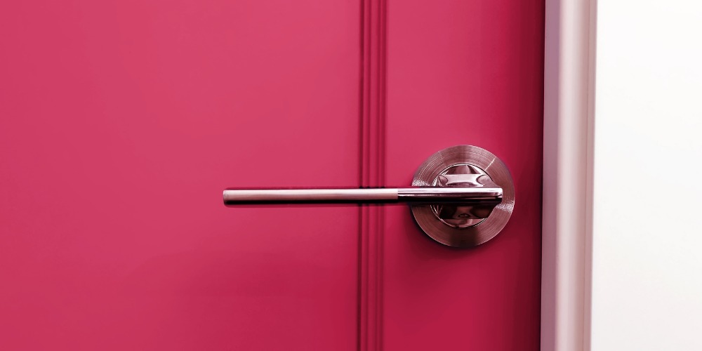 How to Incorporate Color of The Year Blog Image