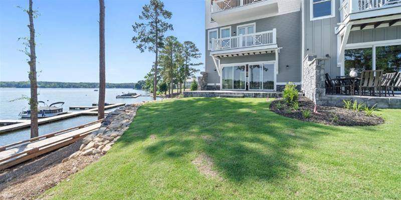 Building a Multi-Generational Lake Home: Design Tips for Every Age