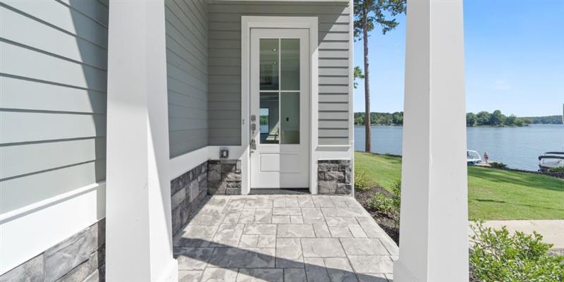 How to Finance Your Dream Lake Home: Loans, Builders, & What to Expect